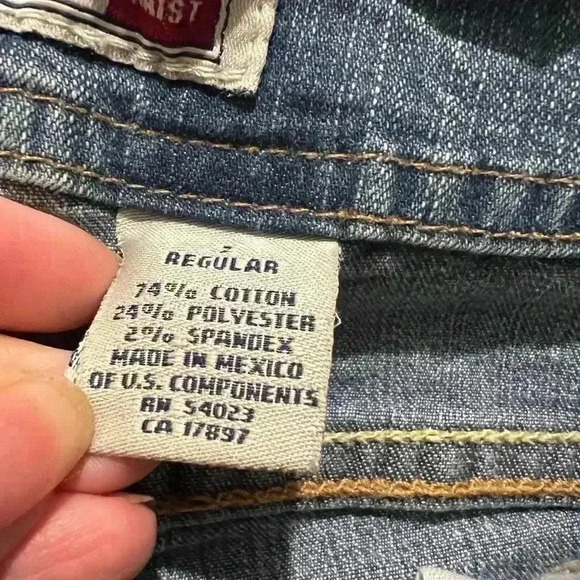 Old Navy Low Rise Boot Cut Size 2 Jeans - Picture 7 of 11